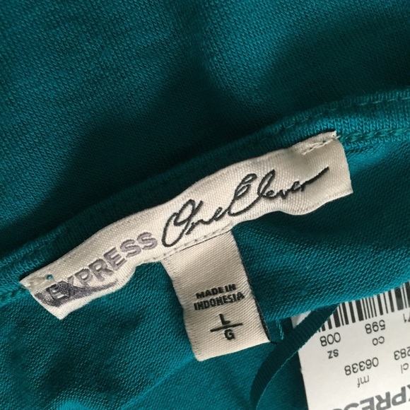 Express Halter Top Bodysuit. Size Large - Picture 4 of 5